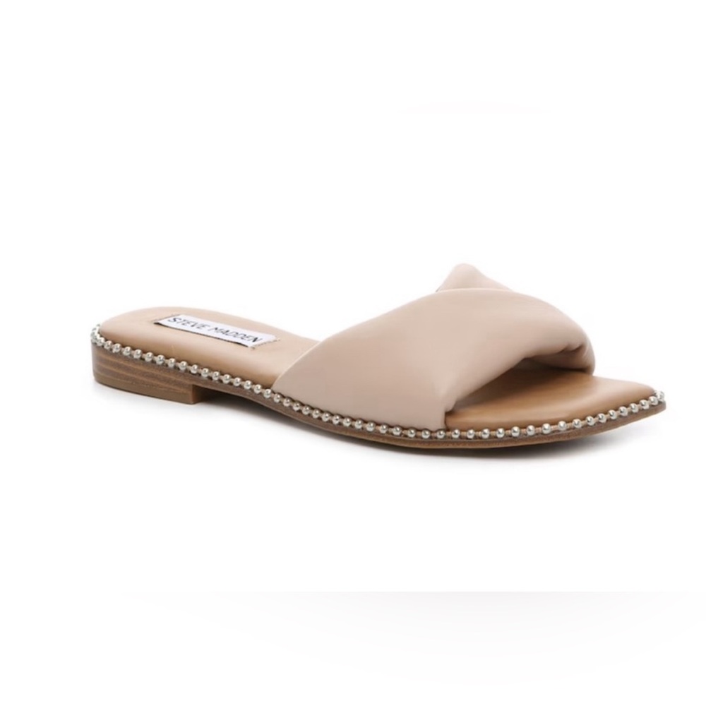 BRAND NEW / NEVER WORN STEVE MADDEN SANDLES